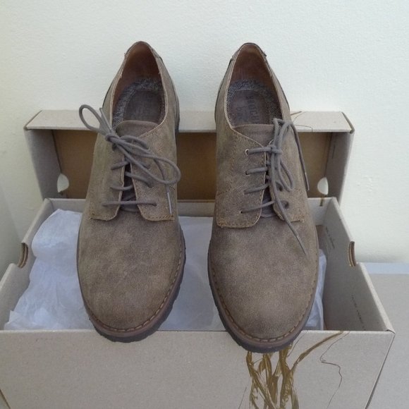 B.O.C BROGUES Shoe    NWT - Picture 3 of 10